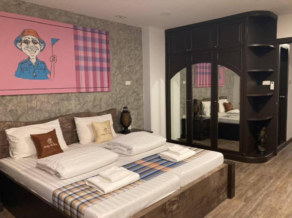 Boutique Poo-Yai Lee - Resim 23