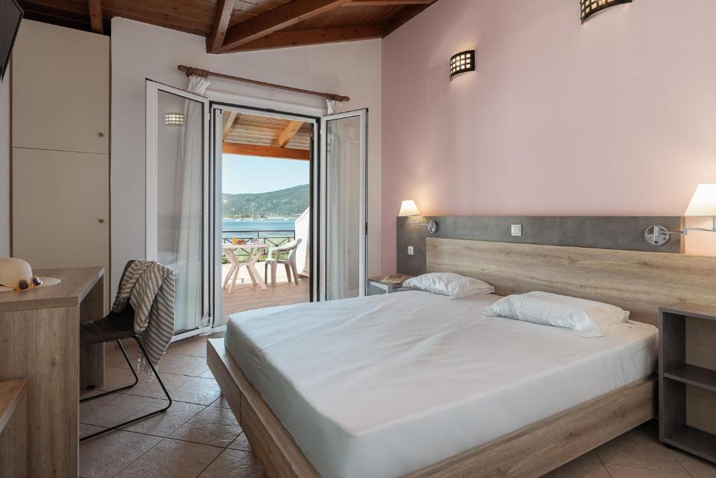 Postel nebo postele na pokoji v ubytování Ionian Memories