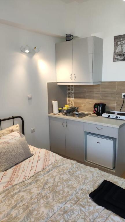 Konstantinos Apartments - Resim 4