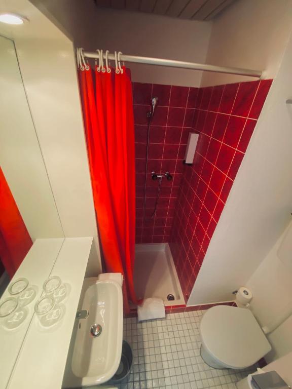 Koupelna v ubytování Hotel De La Paix