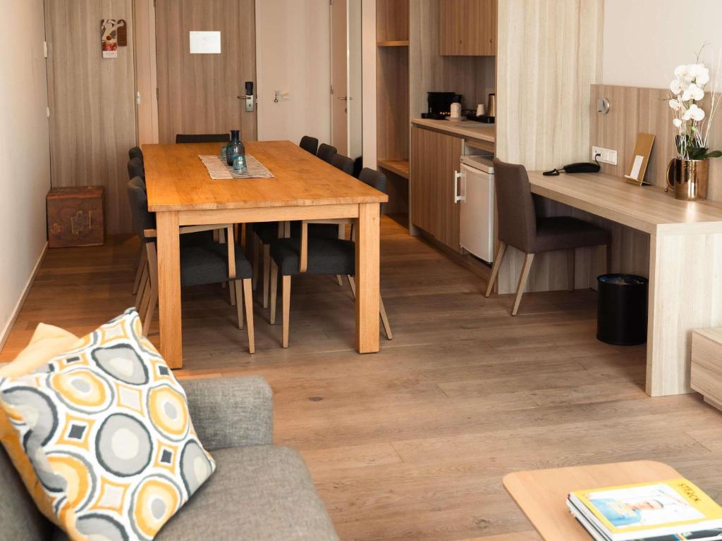 Kuchyň nebo kuchyňský kout v ubytování Mercure Roeselare