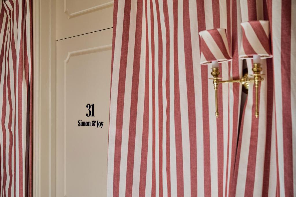 Cristine Bedfor Malaga Boutique Hotel - Resim 15