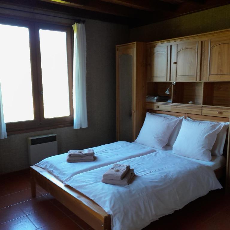 Postel nebo postele na pokoji v ubytování B&B Las Trinquades