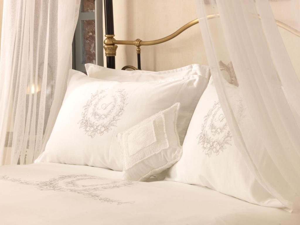 OIA UNIQUE HOMES by K&K - 2