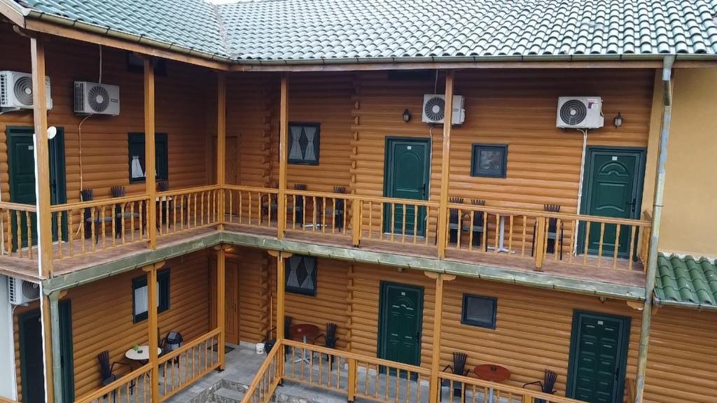 Balkón nebo terasa v ubytování Safari