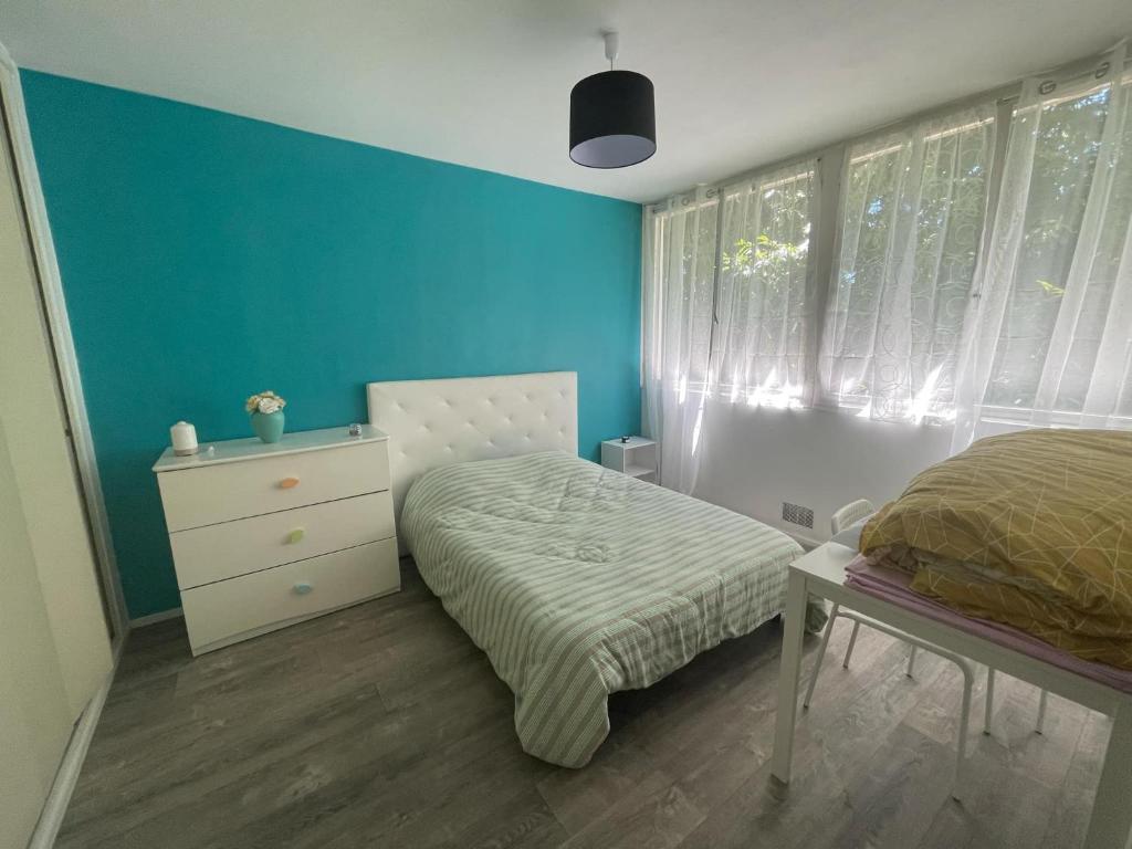 Photo de la galerie de l'établissement L'appart T2 cosy plein sud, à Limoges