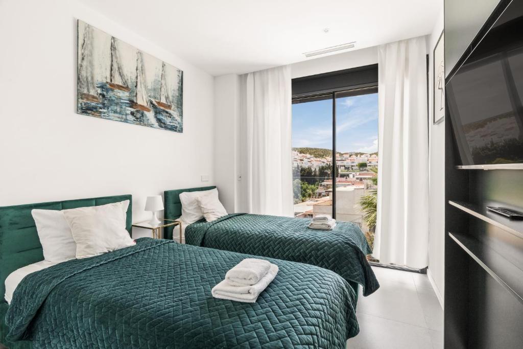 Postel nebo postele na pokoji v ubytování Luxury Apartment Agnieto - The View Fuengirola