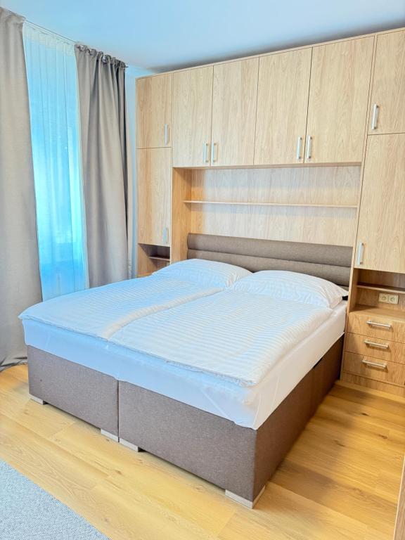 Parkside Apartments Prague - 12