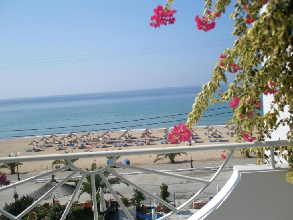 Haris Hotel Apartments and Suites - Habitación Doble Superior Con Vista Al Mar
