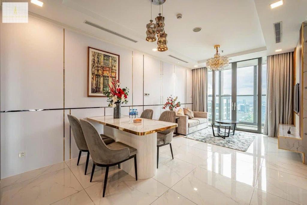 Posezení v ubytování Landmark 81 Luxury Romantic Apartment