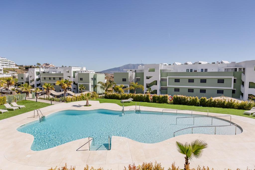 Bazén v ubytování Ipanema Sea and Golf Marbella nebo v jeho okolí