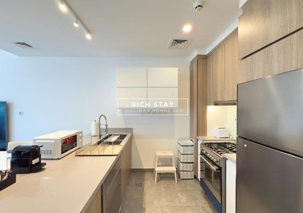Kuchyň nebo kuchyňský kout v ubytování Unique 1BR in Stella Maris,City View,Dubai Marina