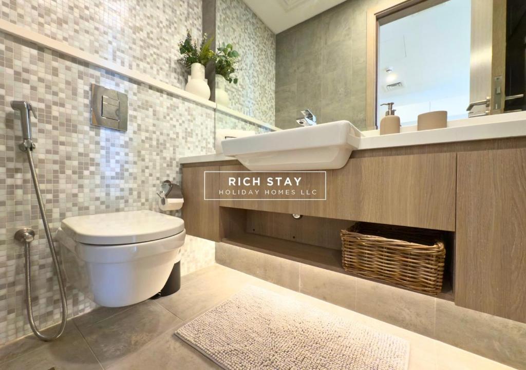 Koupelna v ubytování Unique 1BR in Stella Maris,City View,Dubai Marina
