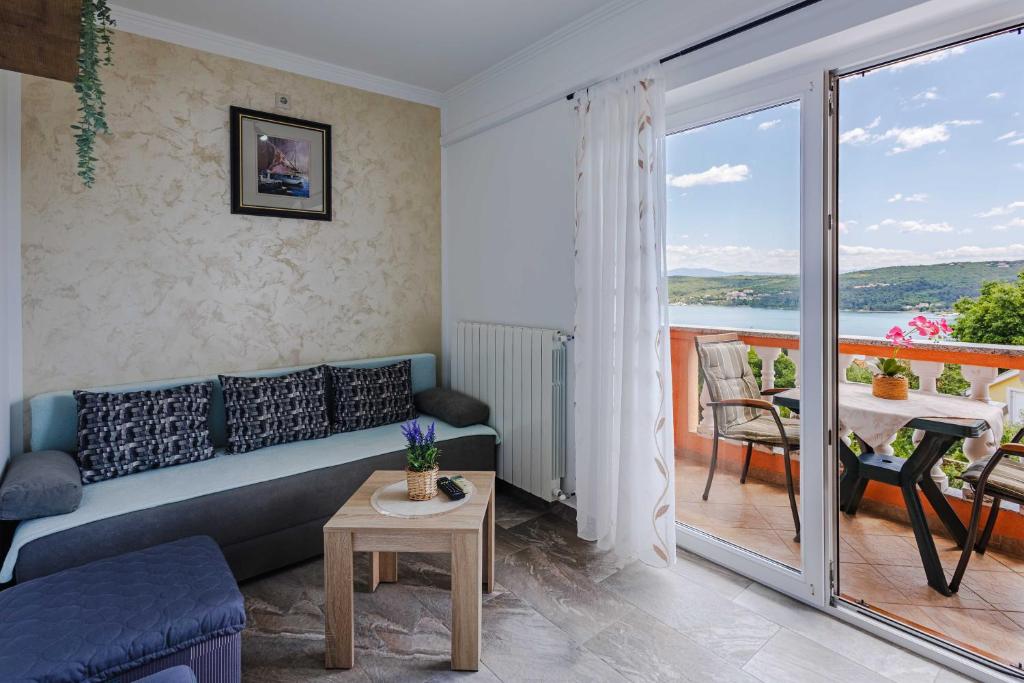 Příroda nedaleko apartmánu