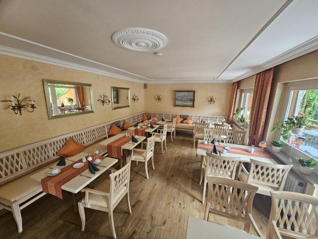 Posezení v ubytování Hotel Quellenhof