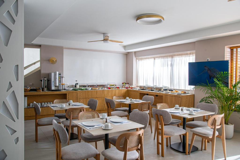 Restauracja lub miejsce do jedzenia w obiekcie Mary Hotel & Mary Royal Suites