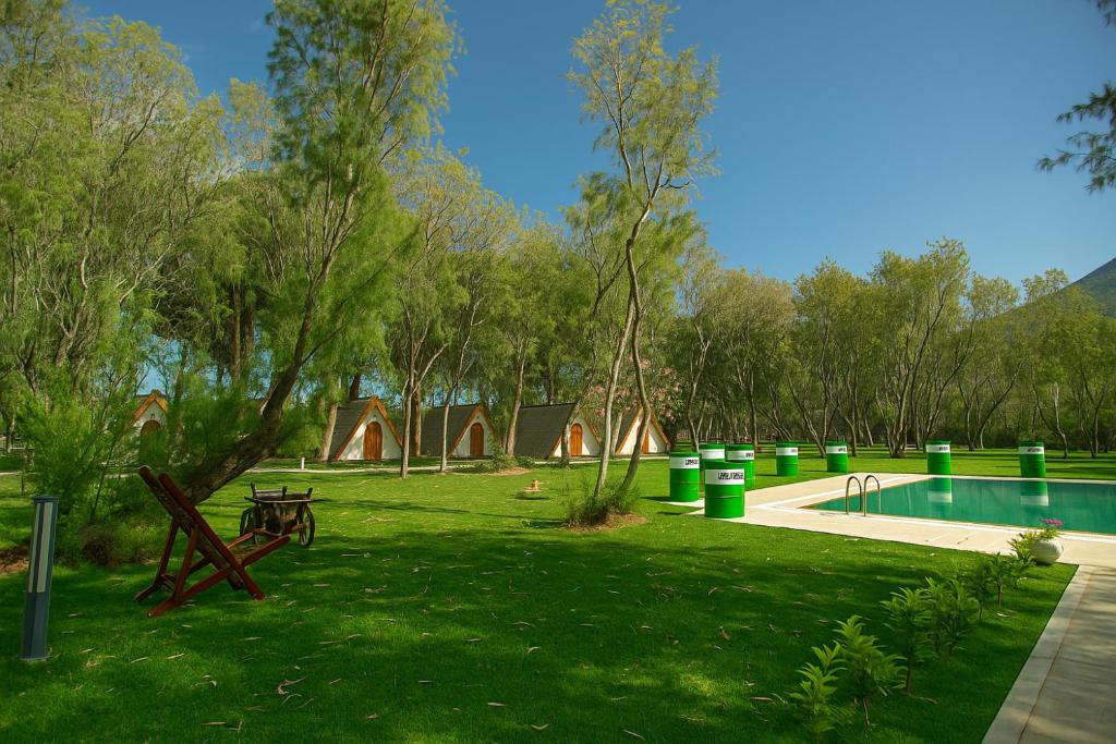 Zahrada ubytování Nest Beach Bungalows Datça