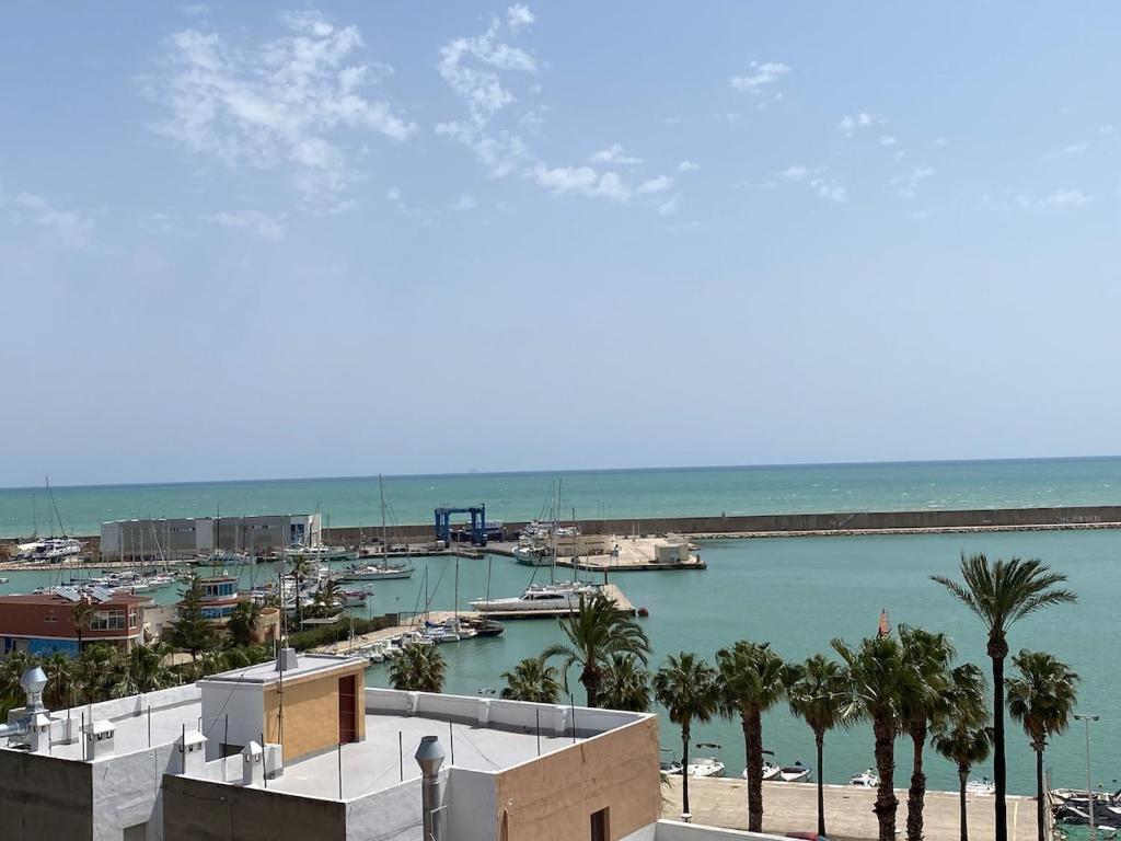 Imagen de la galería de Luxurious Penthouse with a Pool, en Benicarló