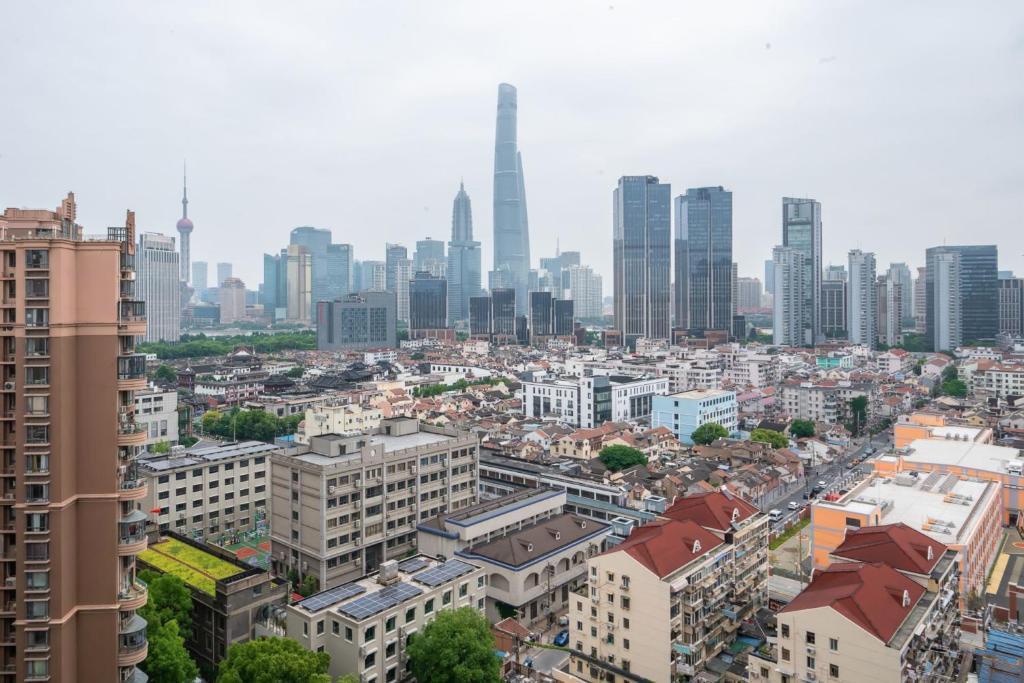 上海景观或在公寓看到的城市景观