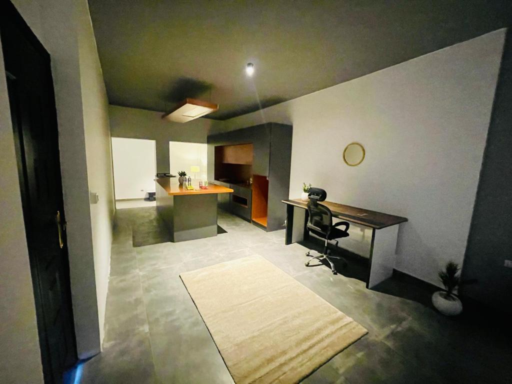Kuchyň nebo kuchyňský kout v ubytování Rove Residence New Cairo