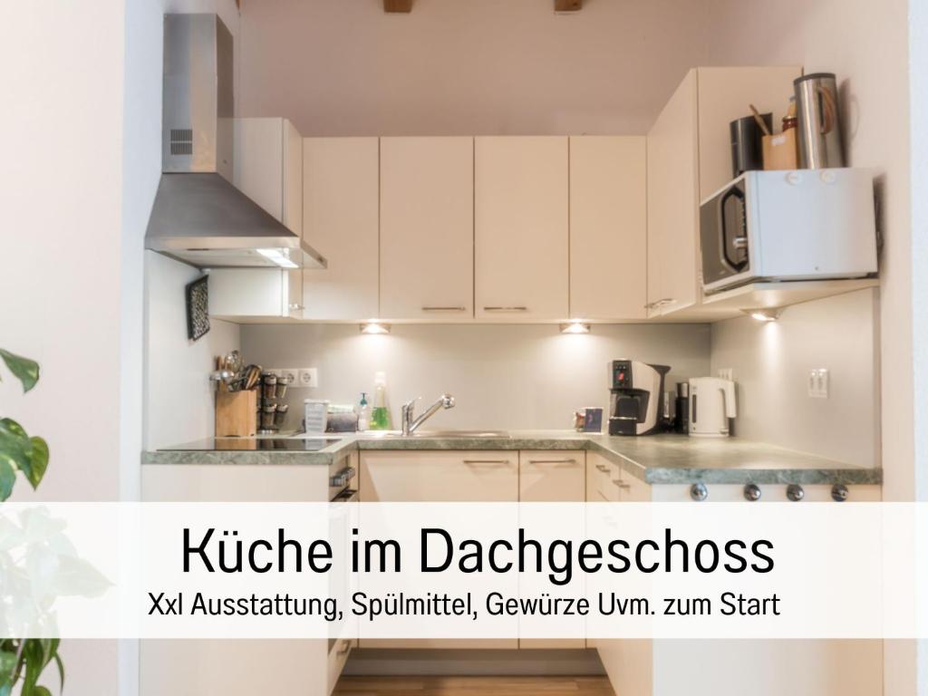 Kuchyňa alebo kuchynka v ubytovaní Elke`s Ötztal Apartments - Nahe Therme, herzlich, stilvoll, aussichtsreich