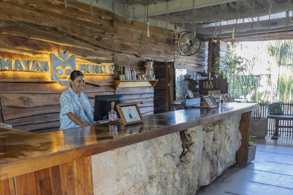 Гости Mayan Monkey Isla Mujeres - Social Hotel