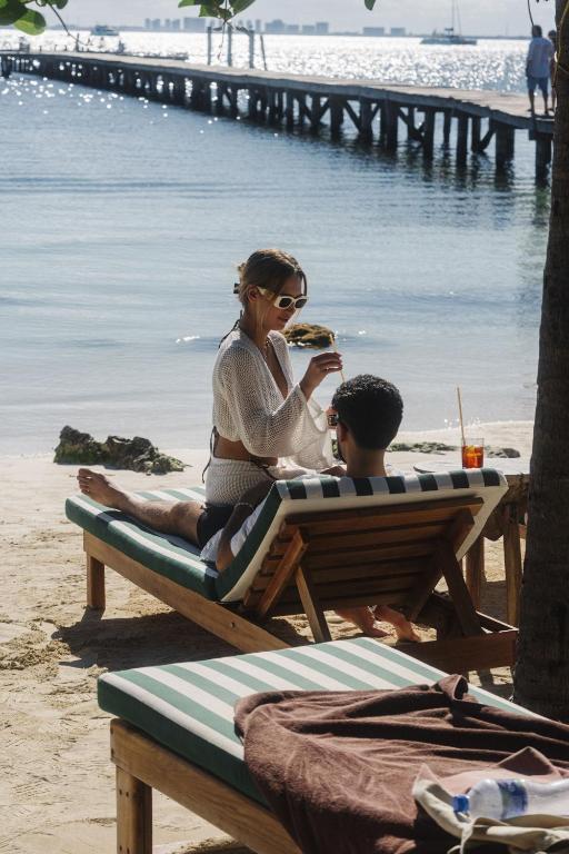 Гости Mayan Monkey Isla Mujeres - Social Hotel