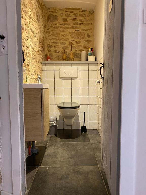 Koupelna v ubytování Chambre d'Hôtes les 3 Cochons d'Olt