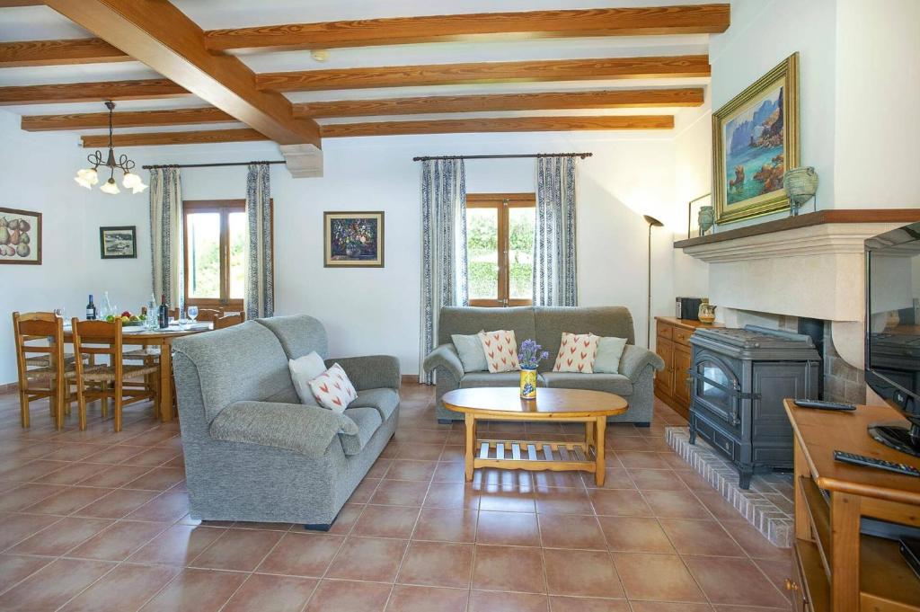 Posezení v ubytování Villa Vidrier I by Villa Plus