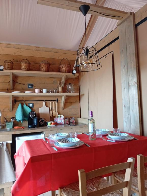 Fotografie z fotogalerie ubytování Casa Sgarlata Glamping - Tenda Olivastro v destinaci Scicli