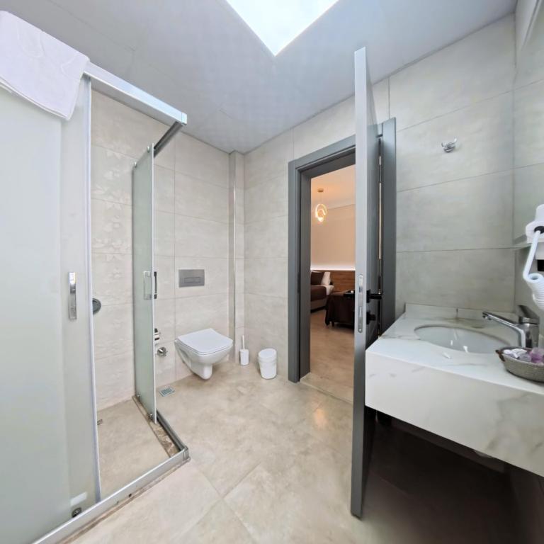 Koupelna v ubytování Naturalis Pamukkale Otel