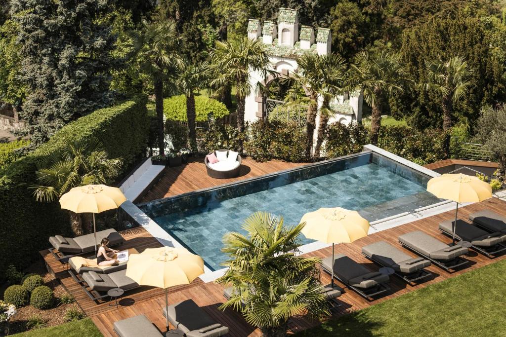 Bazén v ubytování Hotel Sonnenburg nebo v jeho okolí