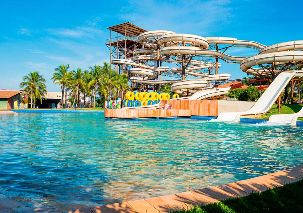 Bazén v ubytování Hot Beach Resort nebo v jeho okolí
