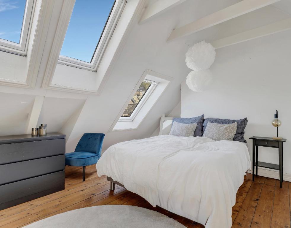 Postel nebo postele na pokoji v ubytování Classic Bergen apartment peaceful space in the city center