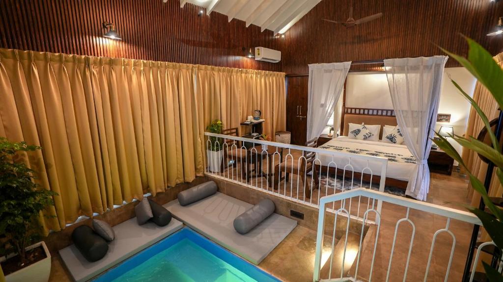 Postel nebo postele na pokoji v ubytování Swimup - Suites with private pool , Vagator