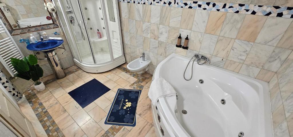 La Dolce Vita Central - Resim 17