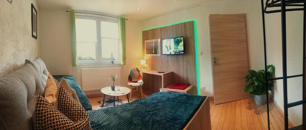 Posezení v ubytování Etappe 17 - am Kylltal Radweg