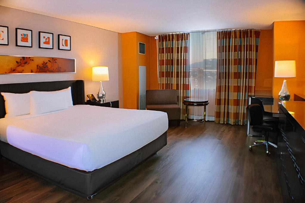 Circus Circus Hotel, Casino & Theme Park - 