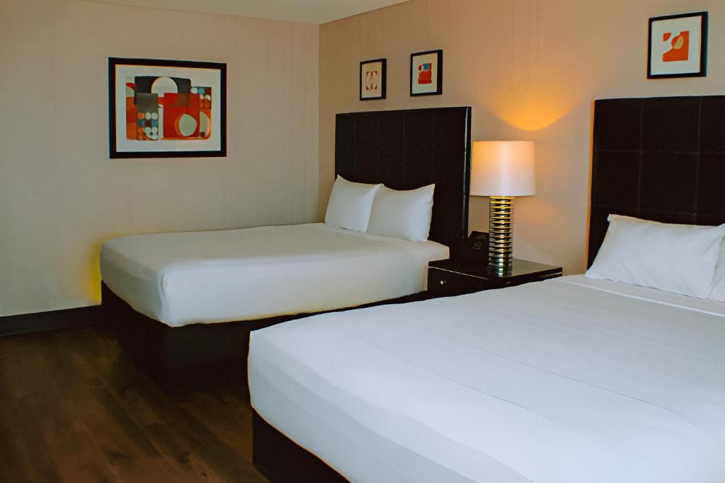 Ein Bett oder Betten in einem Zimmer der Unterkunft Circus Circus Hotel, Casino &amp; Theme Park