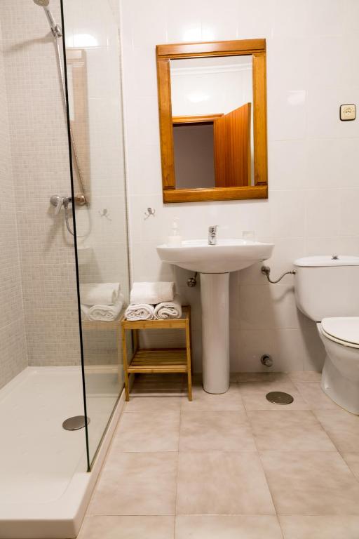Un baño de Hostería El Cruce
