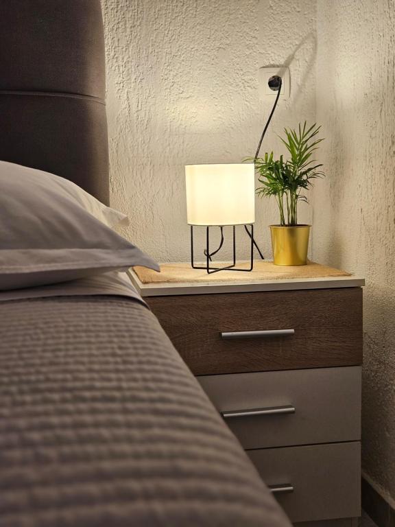 Apartmani Mariva - One-Bedroom Apartment