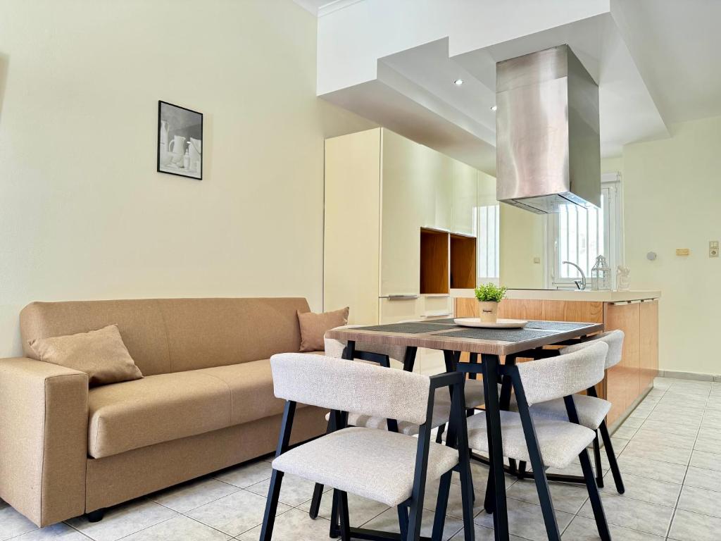 Spacious & Cozy Apartment, with Private Yard, in Kos - El Greco Apartments