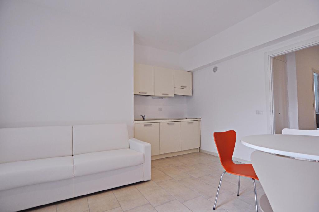 
One-Bedroom Apartment (5 Adults)
