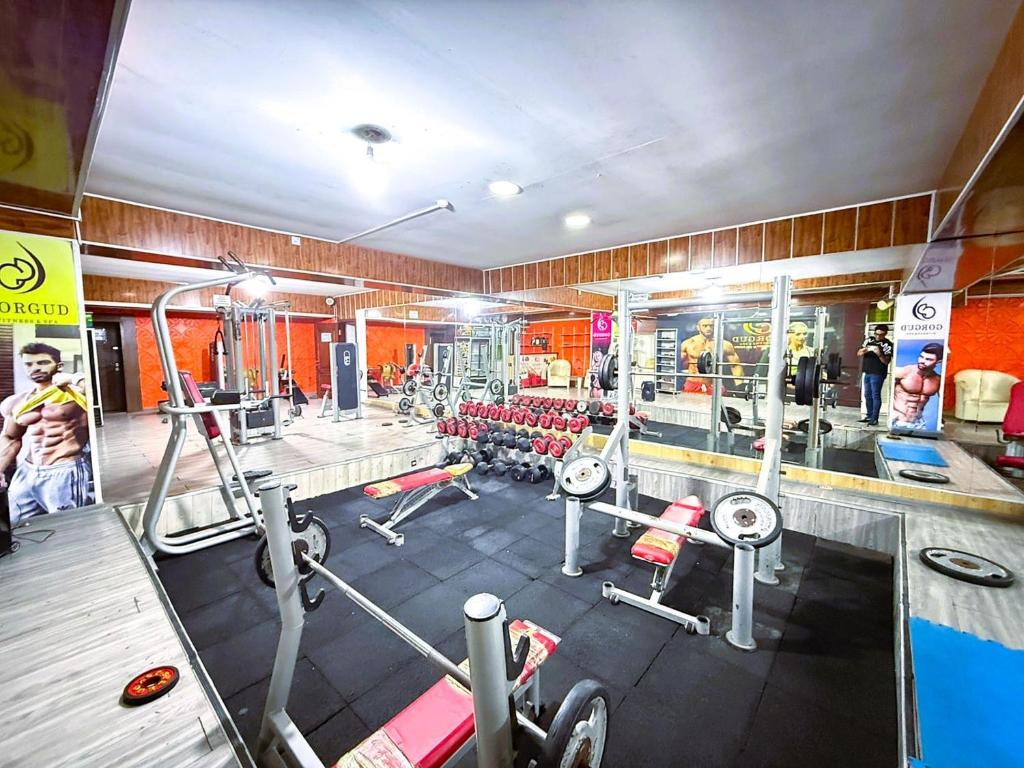 Fitness centrum a/nebo fitness zařízení v ubytování Amazon Hotel - Free Massage