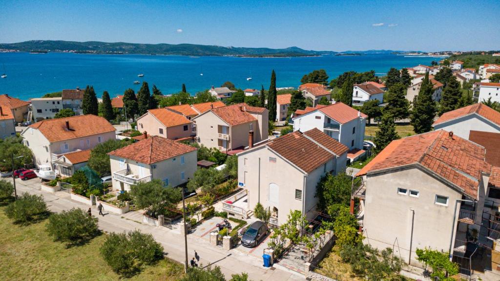 Apartments with parking space Biograd na Moru, Biograd - 21048