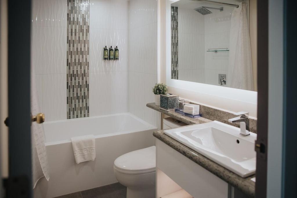 The Parker Hotel and Rooftop - Resim 2