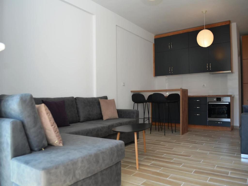 Charming Beachside Studio in Saranda