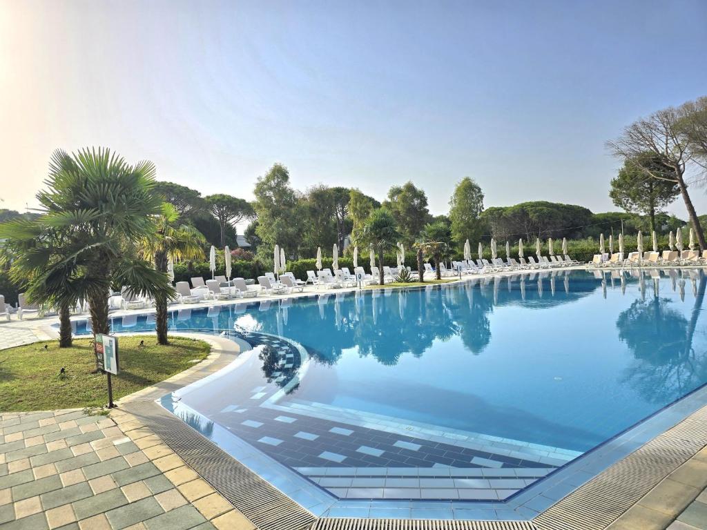 Relaxing Getaway in Gjiri i Lalzit