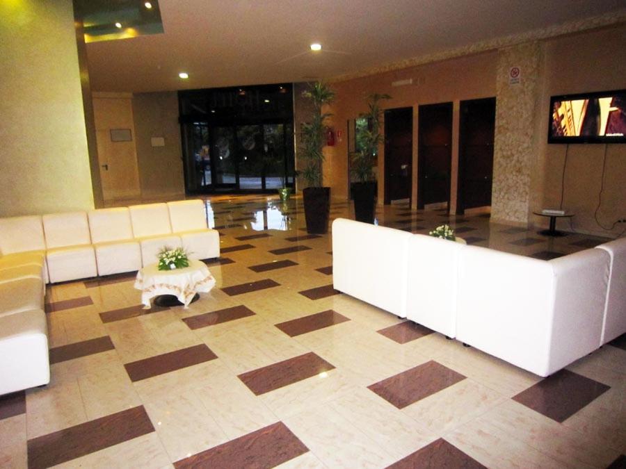 TV a/nebo společenská místnost v ubytování Hotel Park Grumentum