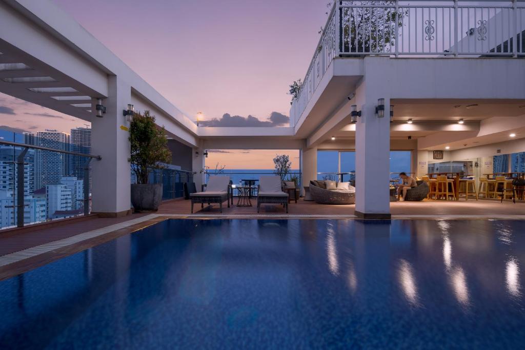 Bazén v ubytování Amana Hotel & Residences nebo v jeho okolí